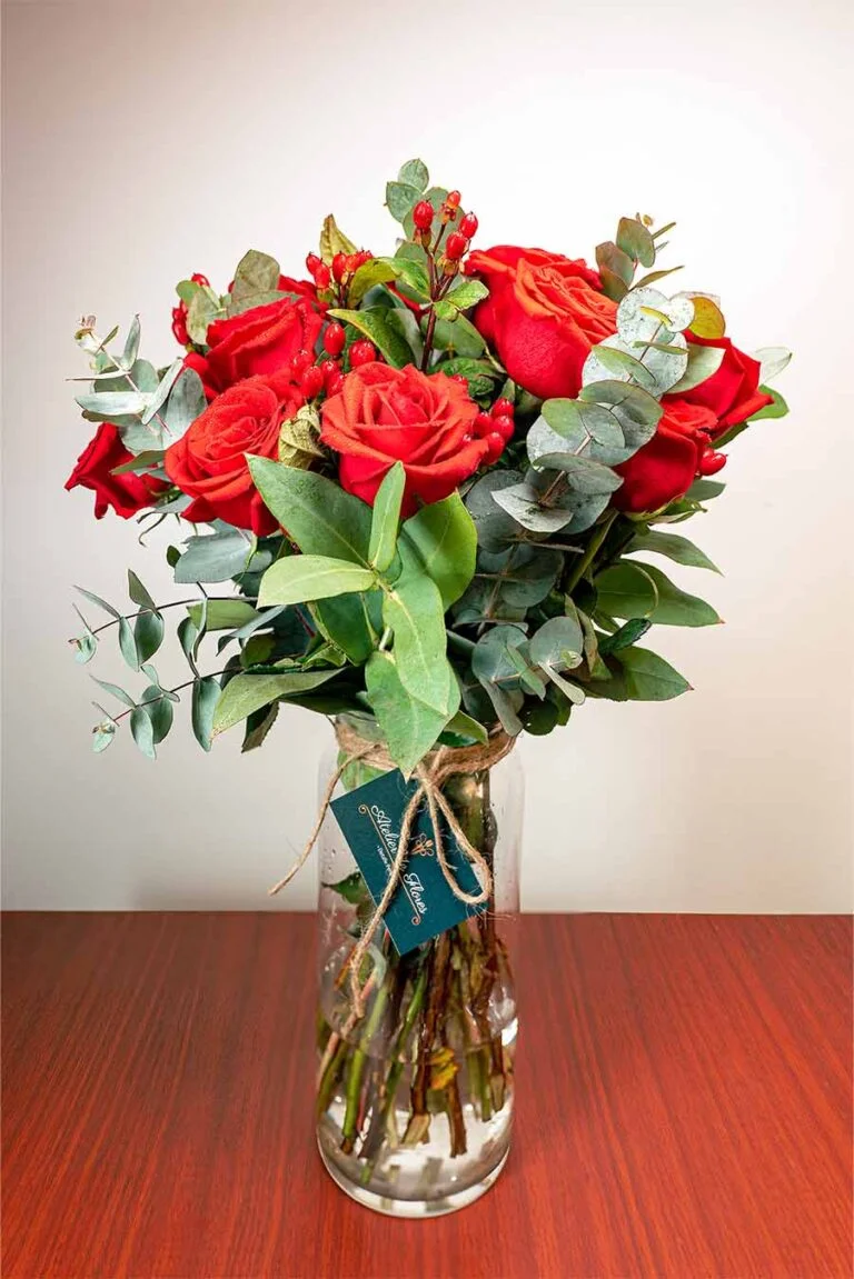 Arreglo de Rosas en Florero